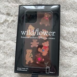 Wildflower Brown Bear-y Cute iphone
11 case